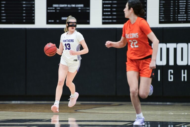 Ella Rossiter Potomac Falls Basketball