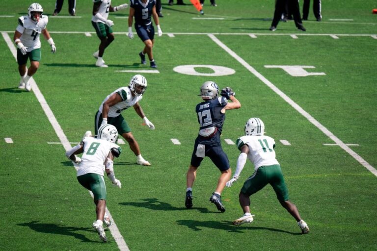 Football: Loudoun County Grad Jimmy Kibble Scores Touchdown in Georgetown Win Over Wagner Jimmy Kibble Georgetown Football