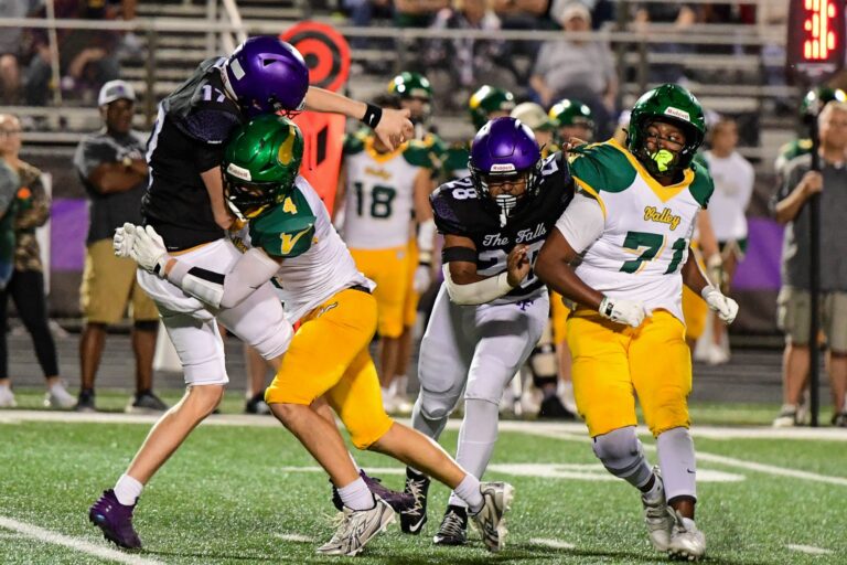 Football: Loudoun Valley Dominates Potomac Falls to Remain Unbeaten Ryan Barrett Loudoun Valley Football