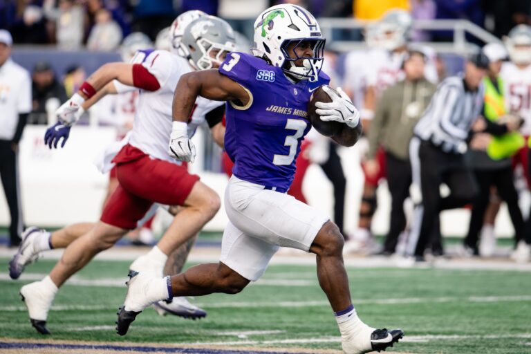 Football: JMU Comes From Behind to Defeat Washington State Wayne Knight JMU Football
