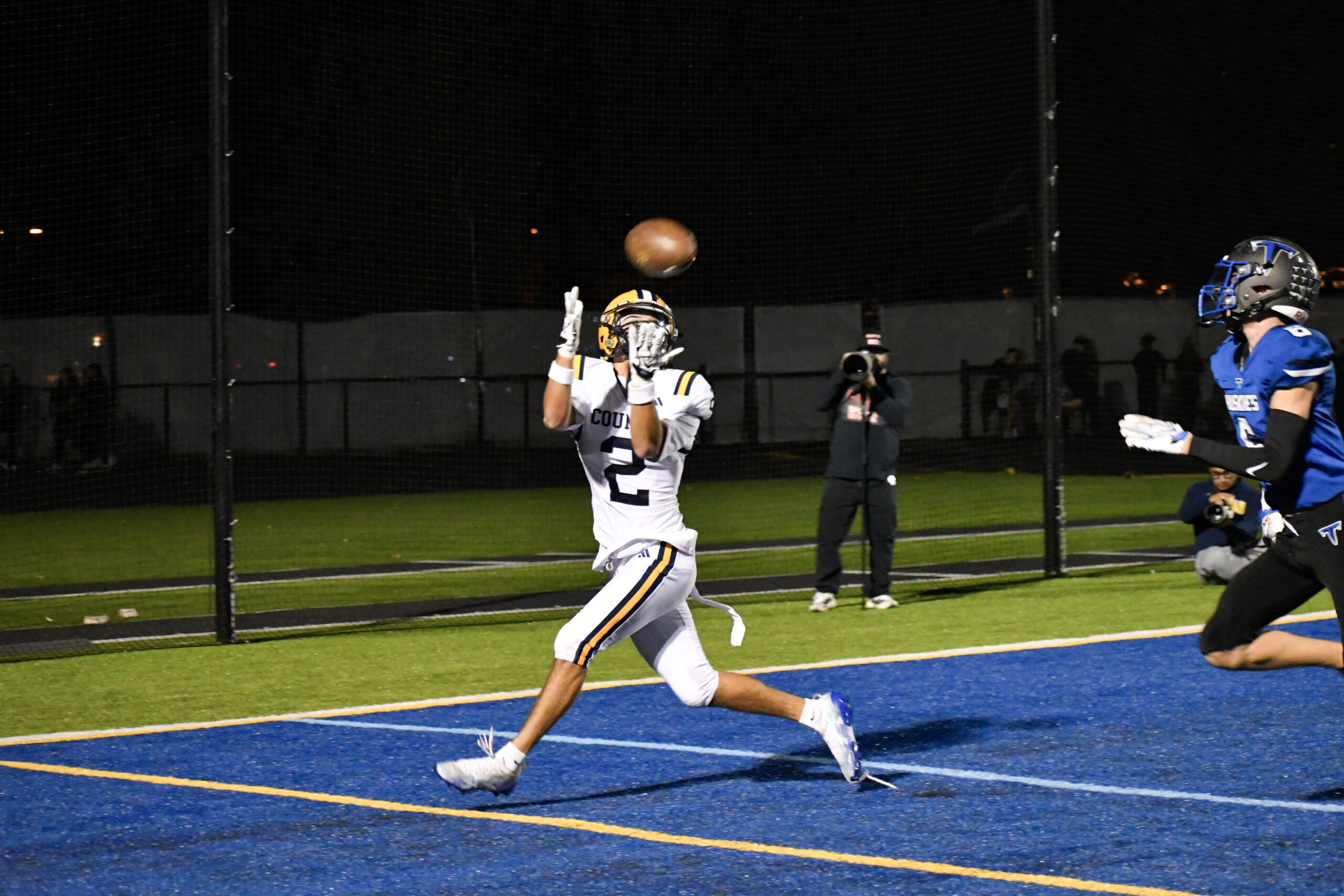 Football: Loudoun County Shuts Out Tuscarora